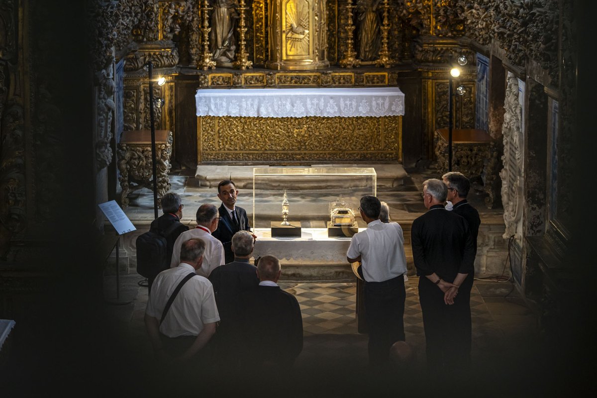 jmj_es's tweet photo. ¡Ya está aquí la tan esperada semana de la #JMJ!
🎉🙌

Los días en las Diócesis terminan hoy, inundando de alegría las calles de Portugal.

La JMJ es más que un evento: es una celebración de
unidad, fe y alegría compartida entre jóvenes de todo
el mundo 🌎 https://t.co/xorTOEVZJn