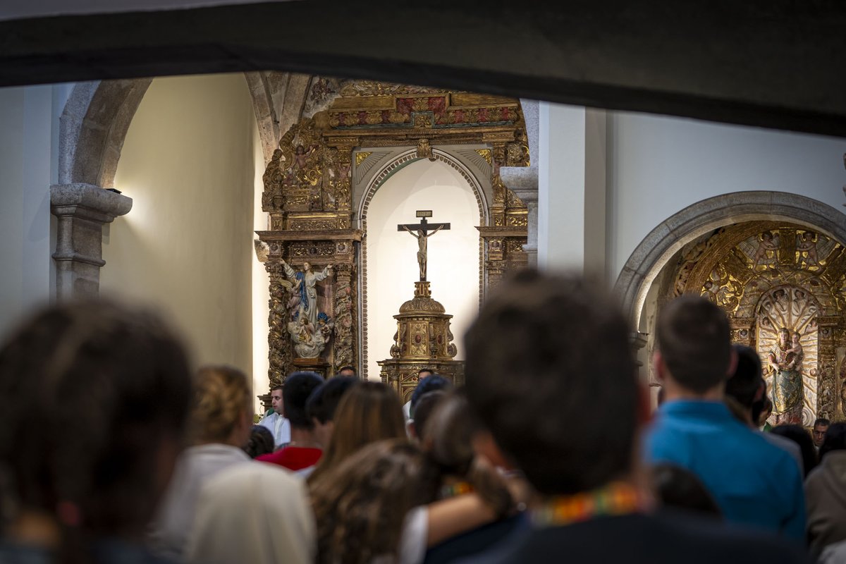 ¡Ya está aquí la tan esperada semana de la #JMJ!
🎉🙌

Los días en las Diócesis terminan hoy, inundando de alegría las calles de Portugal.

La JMJ es más que un evento: es una celebración de
unidad, fe y alegría compartida entre jóvenes de todo
el mundo 🌎