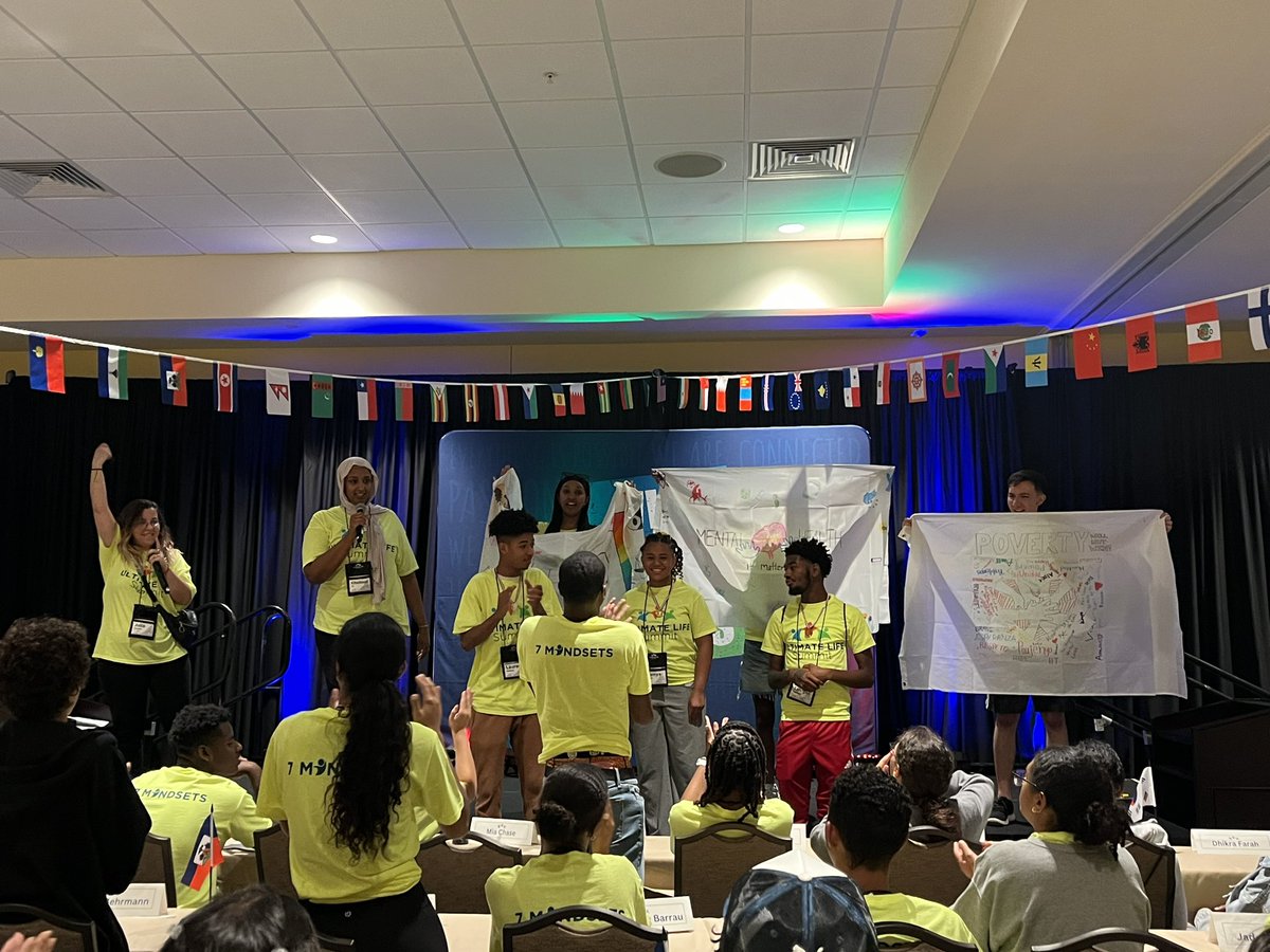 Chelsea Buchanan tweet media