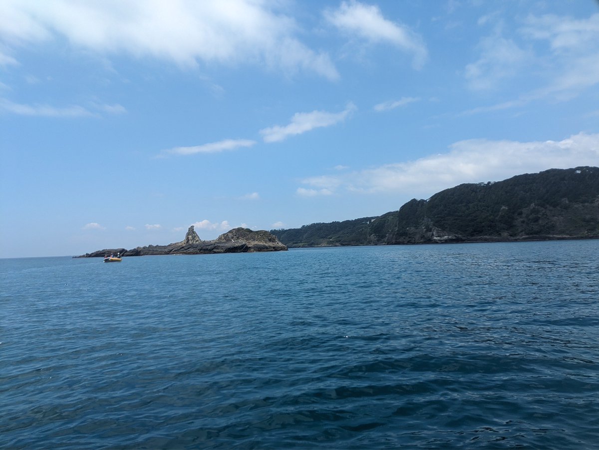 wwv1949's tweet photo. 7月22日に館山へシーラフトに行ってきました!
空も海もきれいで気持ちよかったです!
詳細な記録はHPに投稿しています!プロフィールのリンクから見れますので、ぜひチェックしてください👉@wasedawangel
#早稲田大学
#早稲田大学ワンダーフォーゲル部
#ワンダーフォーゲル部
#ラフティング
#raftin https://t.co/h3K3WPcy38