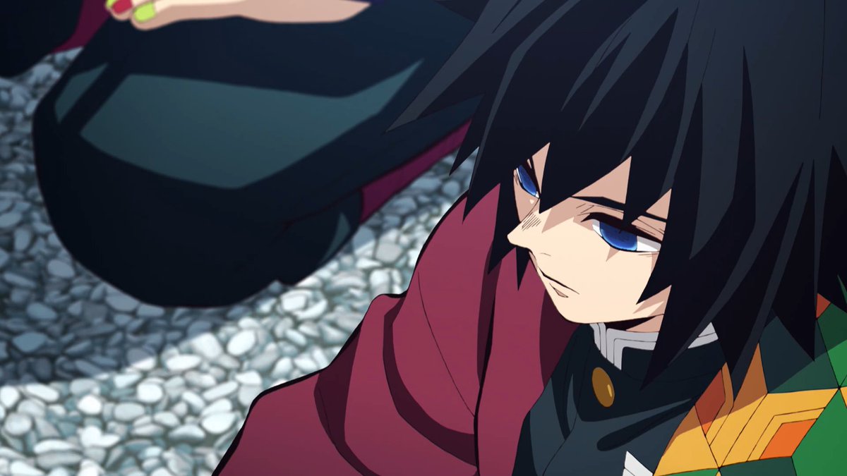 ภารกิจช่วงนี้หนักหนากว่าที่คิด

กว่าจะจัดการทุกอย่างเรียบร้อยดี เวลาก็ผ่านเลยไปครึ่งค่อนวัน, ไม่ทันจะได้ขยับตัวไปทำอื่นใด เวลาปฏิบัติหน้าที่ก็ย่างเข้ามาทักทายเสียแล้ว

กิยูไล้นิ้วไปตามแนวขนของคันซาบุโร่เบา ๆ พลางทอดมองยังด้านนอกเรือนตราฟูจิ

…

ค่ำคืน… ใกล้จะมาเยือนอีกครา