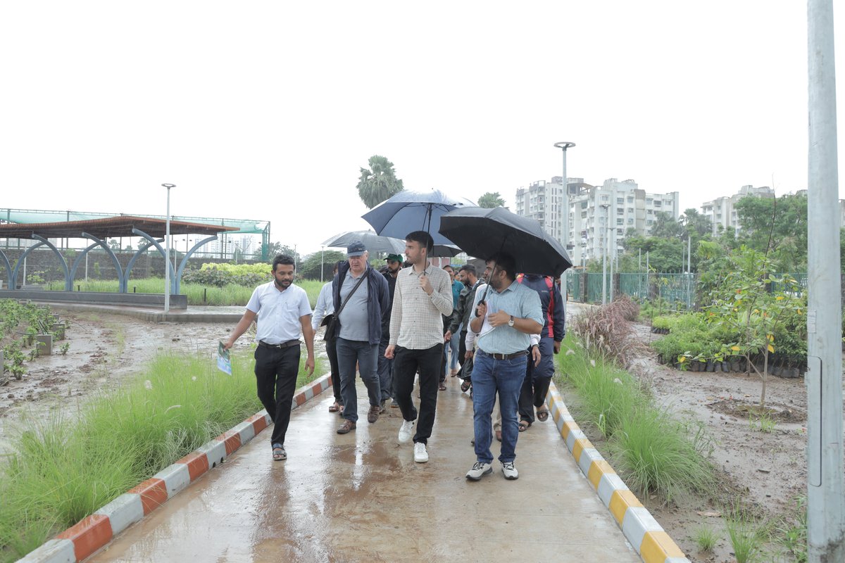 BiodiversitySMC's tweet photo. Mr Alfred Peter (Global Mentor) and Mr Jean Baptiste Peter (Assistant Global Mentor) from France and Ms Gurmeet Rai (Domestic Expert) along with Ms Akanksha Laroiya (Senior Program Officer from #CITIIS) visited the Biodiversity Park Project https://t.co/kQhHvOdHk0