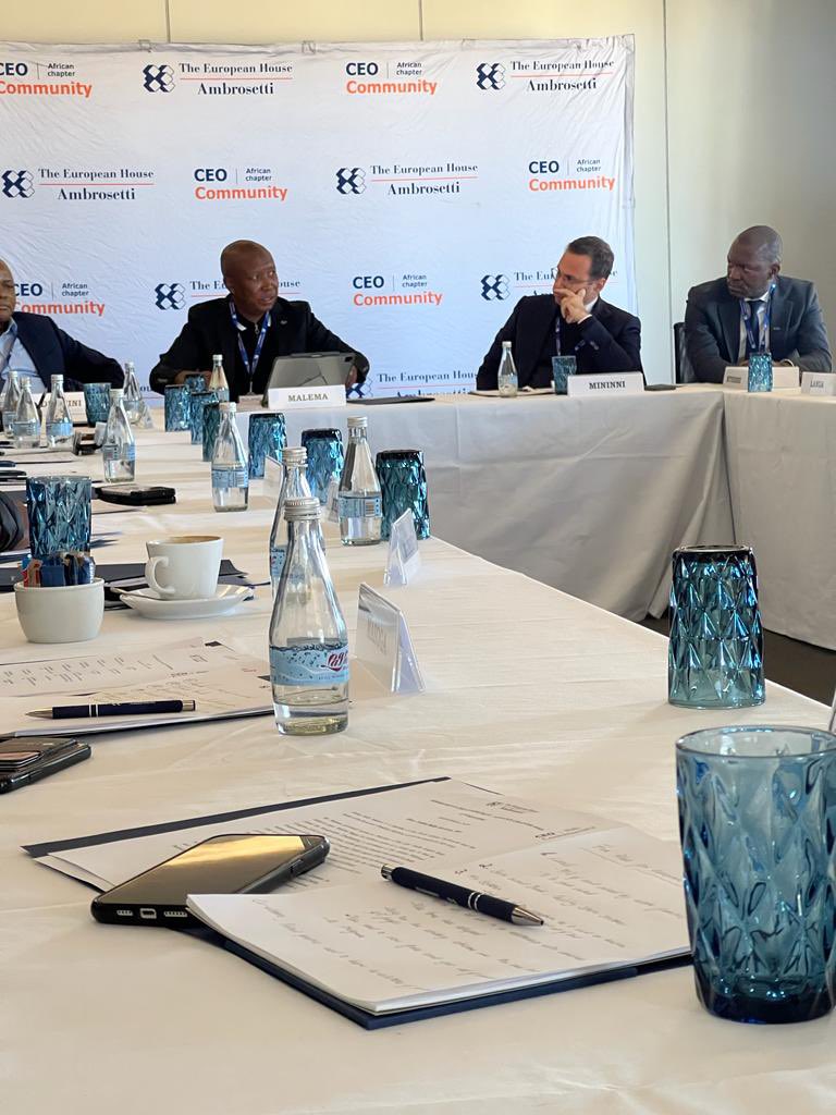 OptimizeAgency's tweet photo. The future for Africa is bright 🙌🏽 @Ambrosetti_ CEO Community meeting - African Chapter, held today with @Julius_S_Malema President and Commander in Chief Economic Freedom Fighters @EFFSouthAfrica
#CEOCommunity #AfricanChapter #Africa #Leaders #Networking #CEO #EFF #Business https://t.co/Tume8yYoDW