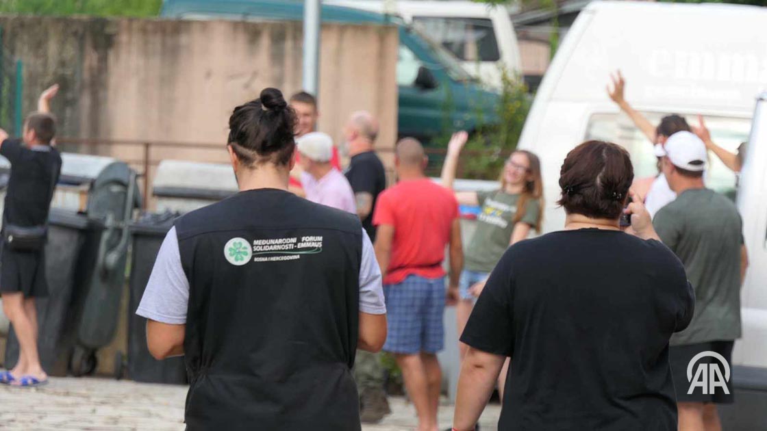 aa_balkans's tweet photo. #BiH: U #Potočari završen 1. #EMMAUS fudbalski kup za mir i ljudska prava 
https://t.co/hB5QcArj1Z https://t.co/YmuIwRvDrU