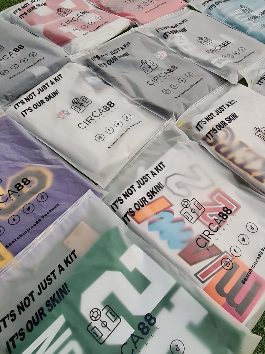 NBA &amp; NFL bagged and ready to go out 🙌

All BNWT, authentic with namesets - many sold for under £50 (RRP £90).

The range will continue to increase 🤝

Do us a favour (please), tag a mate who needs to see this ⬇️
*it helps get more eyes to the business.

Ta
Tom - circa88