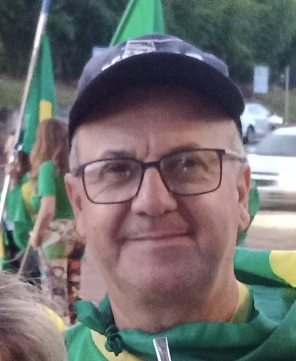 movadvdireitabr's tweet photo. 📍Esse era o meu Amado Pai até 08/01….Hoje já não o reconhecemos mais.Tonturas, desmaios, dificuldade para urinar atormentam a sua vida. Perda de quase 20kg de peso.
Lutaremos até o fim.
Lembro para vocês que não temos individualização das condutas, as decisões que mantém todos presos são iguais, só muda o nome. E o pior que serão julgados por um juiz que nunca olhou em seus olhos. Sem direto ao duplo grau de jurisdição, não temos a quem recorrer. Estamos na última fase processual, interrogatório do réu. E depois vem a sentença.
DEUS olhe para nós.
(Pai da Dra. Gabriela Ritter)