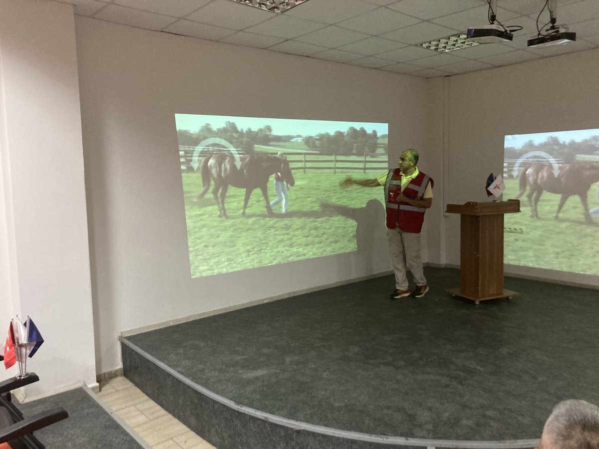 hippoterapi_tr's tweet photo. Projemiz kapsamında Türkiyede hayata geçirilecek olan Hippoterapi Merkezlerinin ilkinin açılışı İzmir'de gerçekleştirildi. Gerçekleştirilen sunumlarda hippoterapi ve özel bireylere yönelik pek çok şey tartışıldı. https://t.co/ksvTWTY55Z