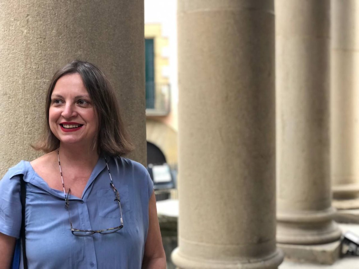 CulturaAND's tweet photo. 📢 La gestora cultural Violeta Hernández dirigirá el Instituto Andaluz de las Artes Escénicas y la Música 

✔️ Su proyecto persigue el apoyo a la creación andaluza contemporánea y su posicionamiento en el mercado nacional e internacional

➡️ https://t.co/u0gz5b7SQL ✅ https://t.co/EHhmVBJlUS