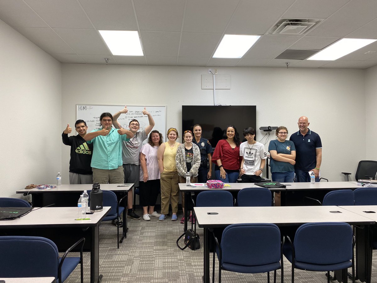 LPDCEU's tweet photo. We were thrilled to be part of the summer camp with Quest employment solutions at Workforce Solutions, in the Wayland Plaza. 

Thank you for letting us talk about online safety and maintaining relationships. 

We’re so grateful.
——
#lubbock #texas #lpd #lpdceu #lubbockpolice https://t.co/iwZurAJUtz