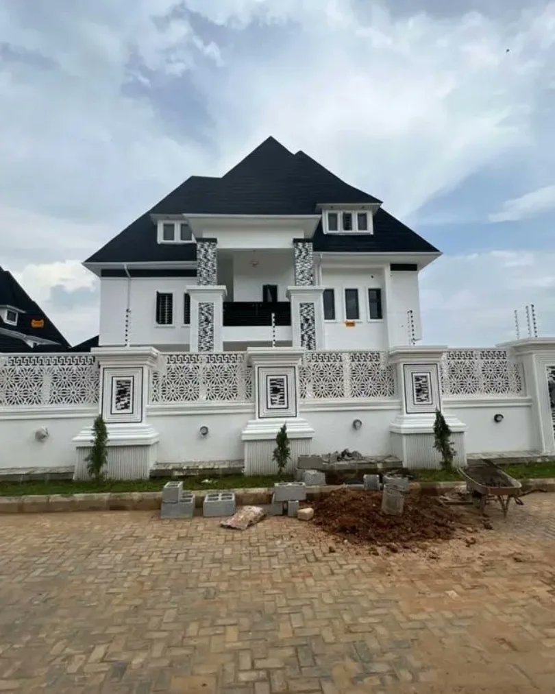 fortcubesrealty's tweet photo. A 6 Bedroom Fully Detached Penthouse Duplex with Boys Quarters Available FOR SALE
Location: Efab Metropolis Estate, Gwarinpa Extension, Abuja
Price: N280M
For Inspection:
07055550475 https://t.co/YvGXFLWCfv