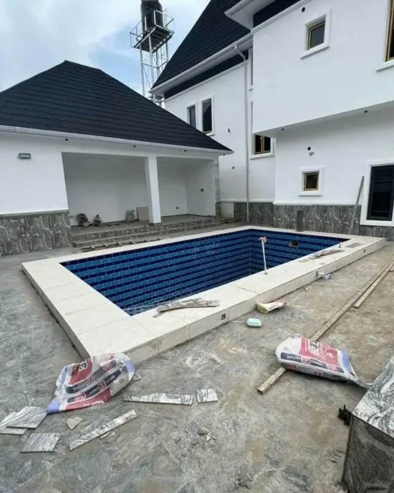 fortcubesrealty's tweet photo. A 6 Bedroom Fully Detached Penthouse Duplex with Boys Quarters Available FOR SALE
Location: Efab Metropolis Estate, Gwarinpa Extension, Abuja
Price: N280M
For Inspection:
07055550475 https://t.co/YvGXFLWCfv