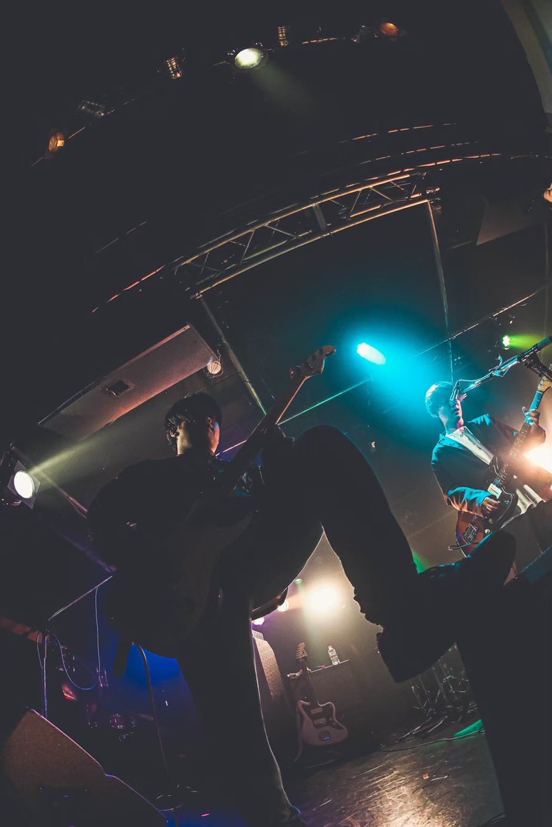 hameln_band's tweet photo. 【お知らせ】

この度8/6のKNOT AT ALLを最後に
Gt.のコンドウダイキが脱退致します。

脱退のご報告と同時に
長らくサポートだった
Ba.のフミトが正式メンバーとして加入致します。

8/6以降3ピースでの新体制となりますがこれからのHamelnもよろしくお願い致します。 https://t.co/tDCCW10iqa