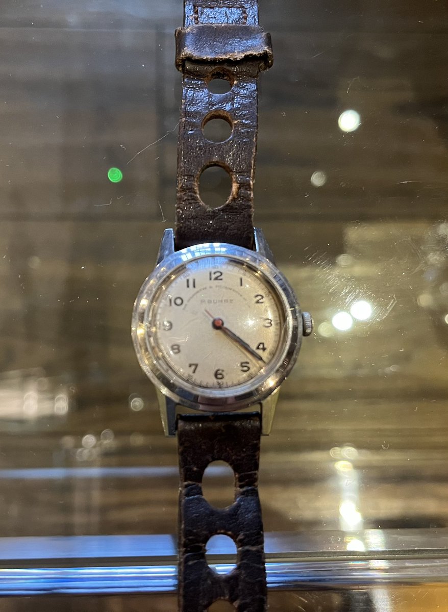 DavidHarperTV's tweet image. Lost Watch in Barnard Castle. This is my grandfathers watch (inscribed A.Harper 1952) and I lost it on Saturday night! Any RT’s very much appreciated. I’d love to get it back. Thank you