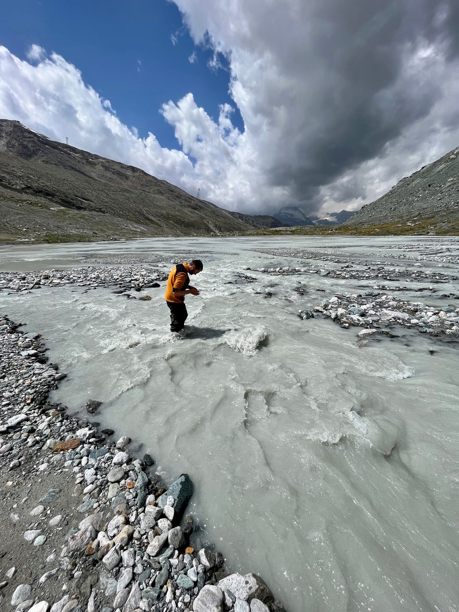alp_wise's tweet photo. Leona and Mattia have been carrying out fieldwork in #Swiss #valleys : #Zermatt, #Zinal and #Turtmann. Pebble counts will be used to calculate #bedload transport capacity and GPS measurements will serve as GCPs for their photogrammetric models. #ALTROCLIMA project https://t.co/lzy5xjg2P3