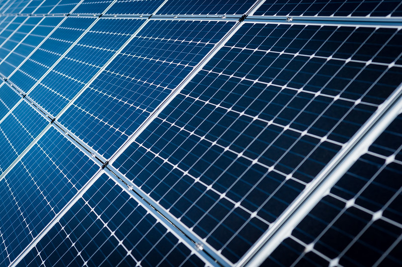 Les entrepôts européens stockent 40 GW de panneaux solaires invendus: Selon Rystad Energy, environ 7 milliards d’euros de panneaux solaires sont actuellement stockés en Europe, les développeurs européens ayant continué… #solarenergy #solar #sustainability dlvr.it/St01d5