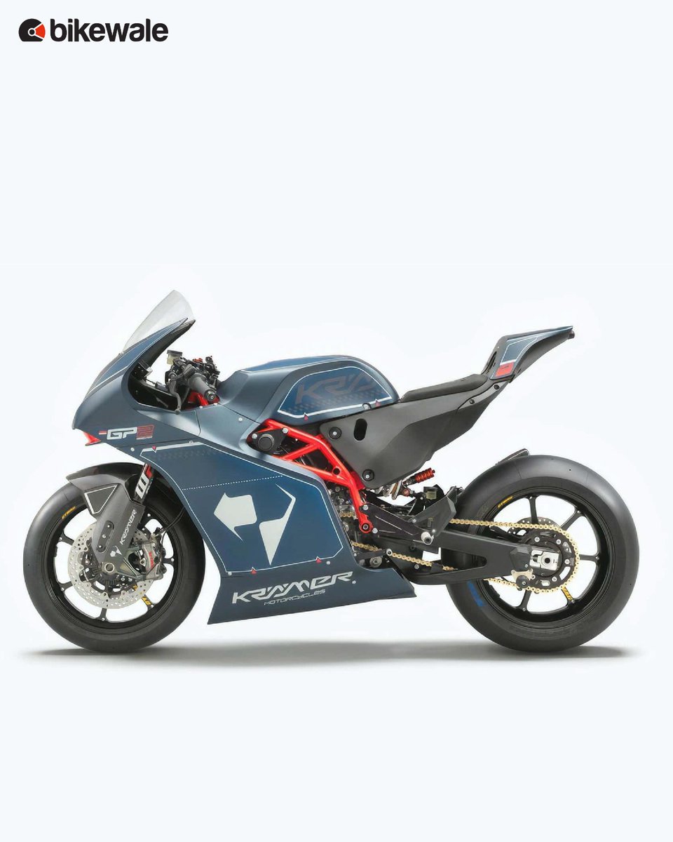 BikeWale's tweet image. This track-focussed missile weighs just 142kgs and makes 138bhp! Calculate the power-to-weight ratio and you'll be stunned! Only 125 units of these will ever be made and sold.
#Trackbike #Kramer has built this bike around the KTM-sourced 899cc parallel-twin engine.
#BWPhotos