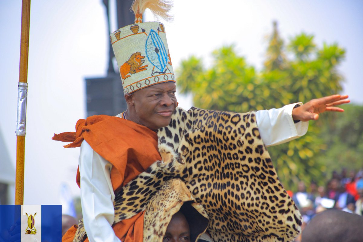 Ssabasajja Kabaka, tukuyozayoza okuweza  emyaka 30 nga otudde ku Namulondo ya ba Jajja bo nga olamula o'Buganda. Tusaba mukama akukuume era akutaase abalabe abo'munda n'abebweru, ab'okumpi n'abewala. Wangaala Maaso Mooji.