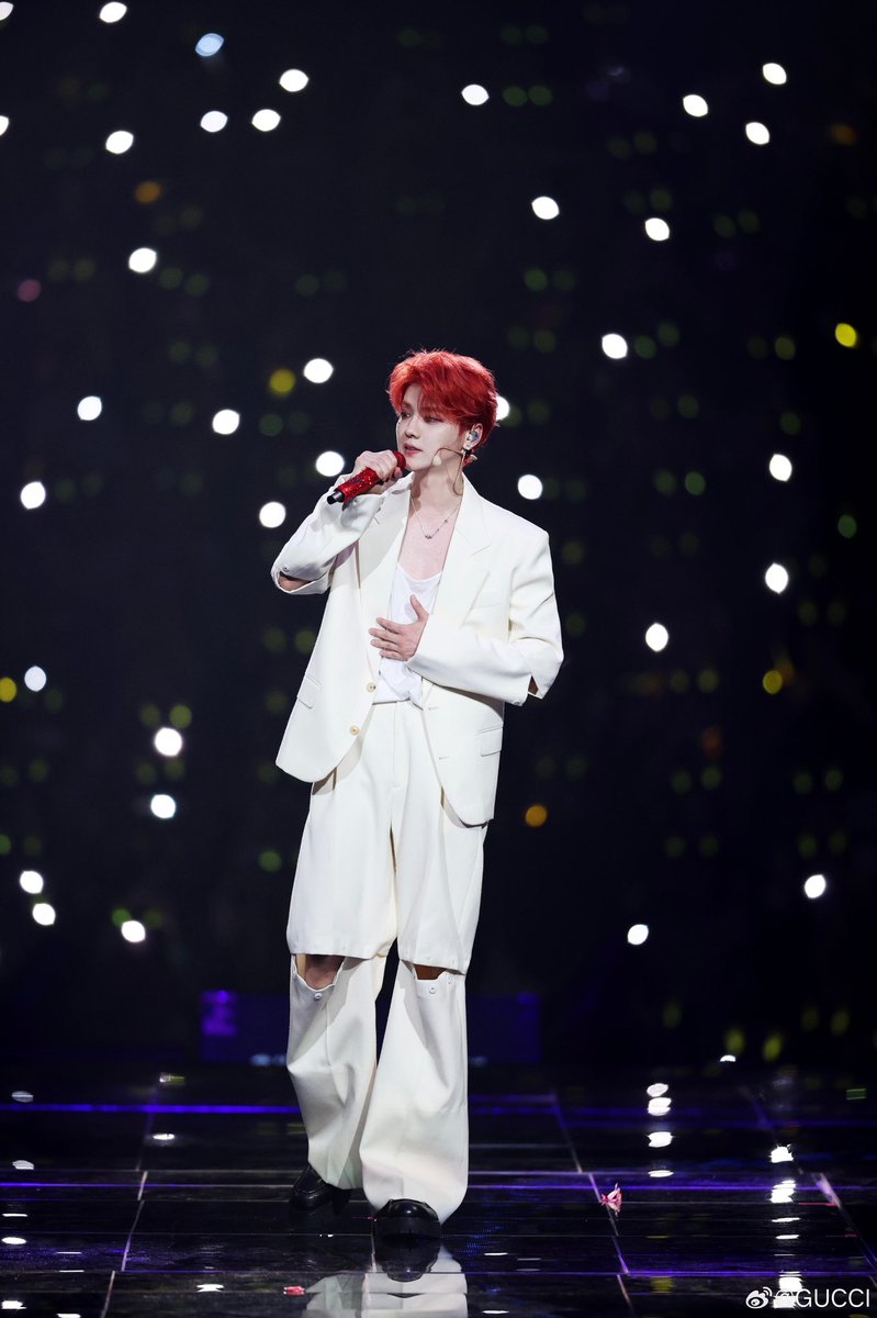 [PHOTO] 230731 Singer, actor and Brand Ambassador Lu Han wears GUCCI’s customized collection at #LuHan’s #LuHan派DAY in Shanghai. The dazzling new style renews the passion and vigor, and collides with a unique fashion symphony.

#LuHanπDAYShanghaiDay1 #LuHanπDAYShanghaiDay2