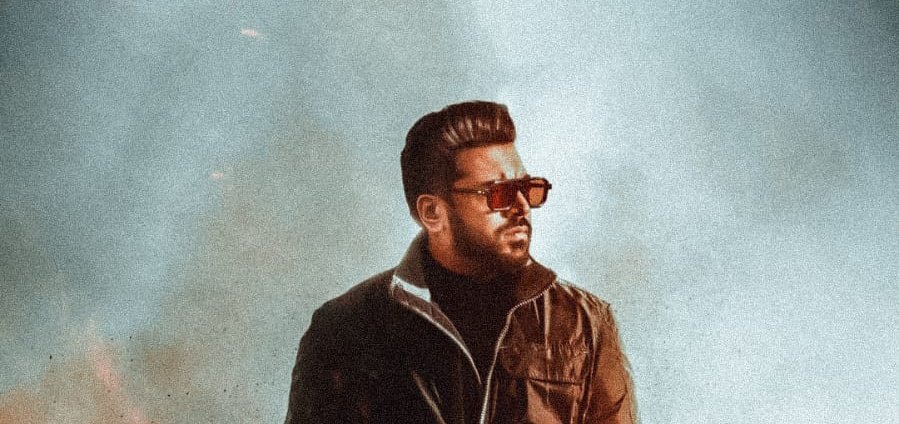 paulyverse_'s tweet photo. Stay Tuned Here At 7PM 💥

#RamachandraBossandco #NivinPauly https://t.co/atRkRqLkge