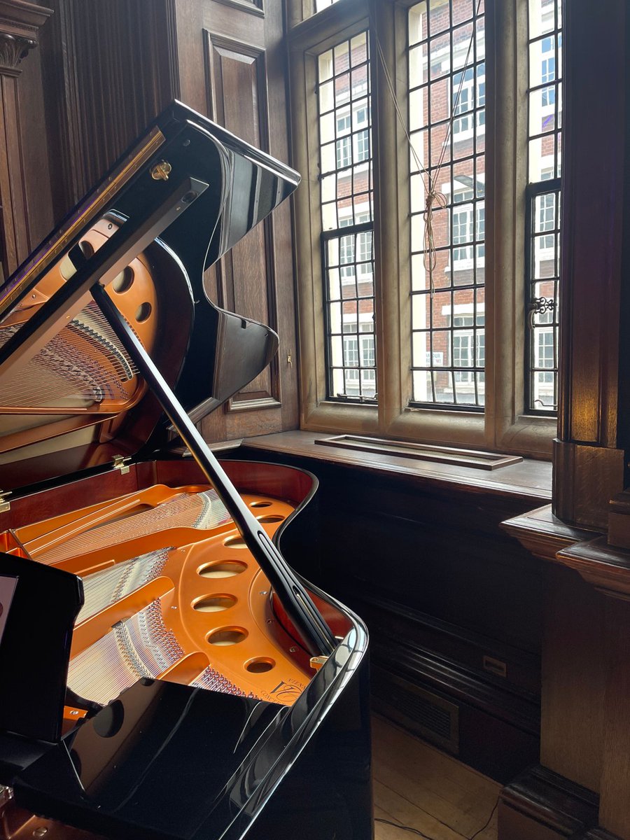 Disrupt_Events's tweet photo. Yamaha Location🎹 

Exclusive look at the Yamaha upstairs venue complete with lovely architecture and a stunning view of SoHo making the perfect party venue.
Stay tuned for possible future events with Disrupt Events here 👀

#disruptevents #events #yamaha #venue #soho #london https://t.co/sIMSSkOSbj
