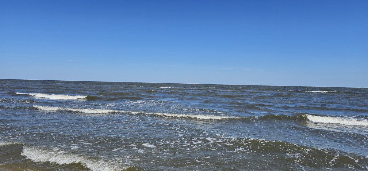 Viokim4's tweet photo. Das Meer tut einfach der Seele gut, egal von welchem Ort 🥰😍. https://t.co/mi0vhIYLVA