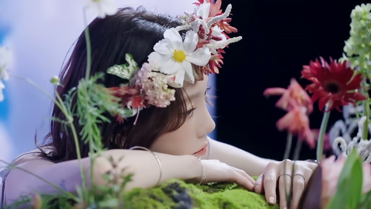 SStaeng9's tweet photo. ‘The ODD Of LOVE’ VCR BEHIND #3
🌸🌹🌺🌻🌷 https://t.co/Sm6DcviYon