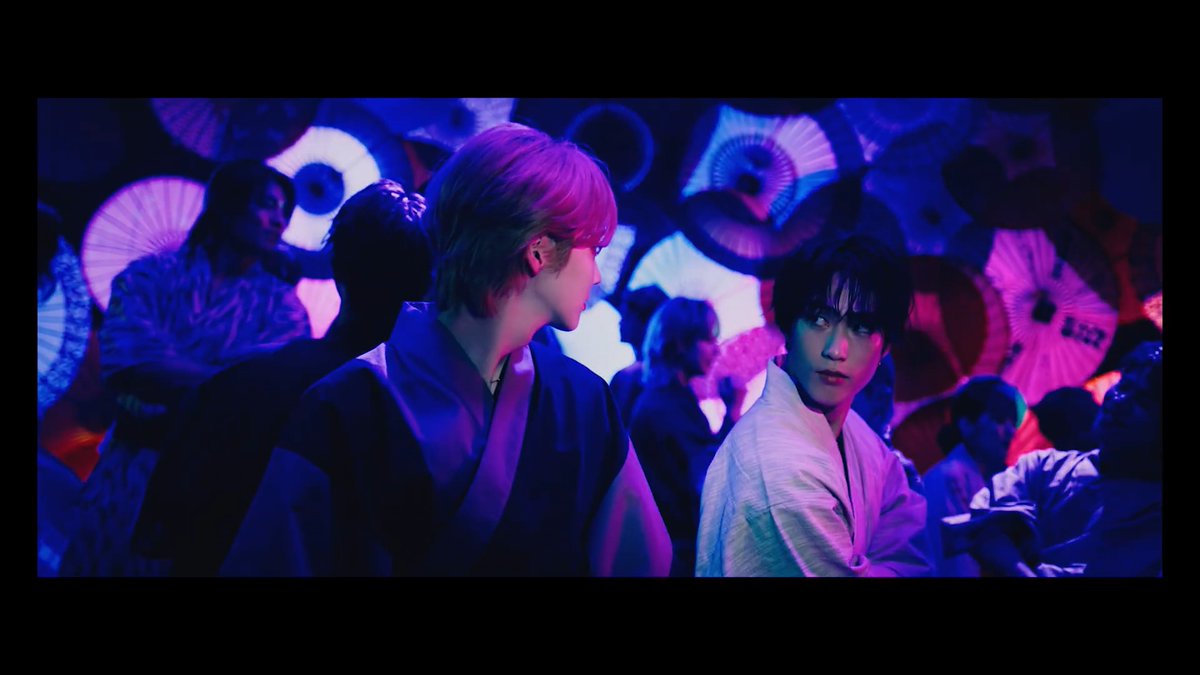 sakuxalice's tweet photo. [CAP] THE RAMPAGE / Summer Riot ～熱帯夜～ MV ✧ 藤原樹 
#FJWR  
#THERAMPAGE
#SummerRiot 
#藤原樹
📎 https://t.co/Gp5uQuWzH9 https://t.co/ft0vLNs4eE