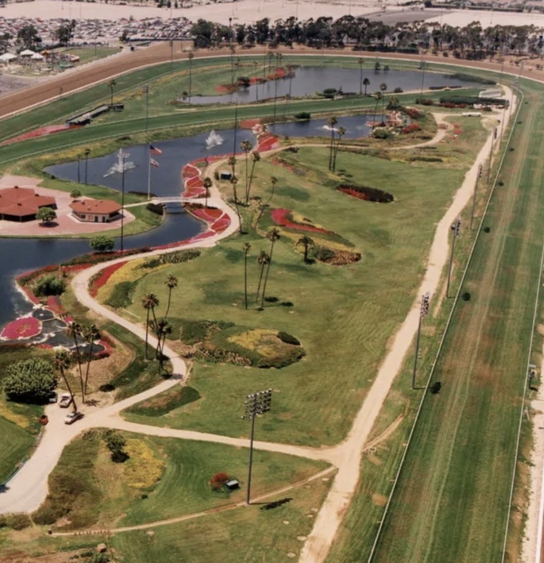 USASteeplechase's tweet image. Name the American 🇺🇸 Racetrack? 😢