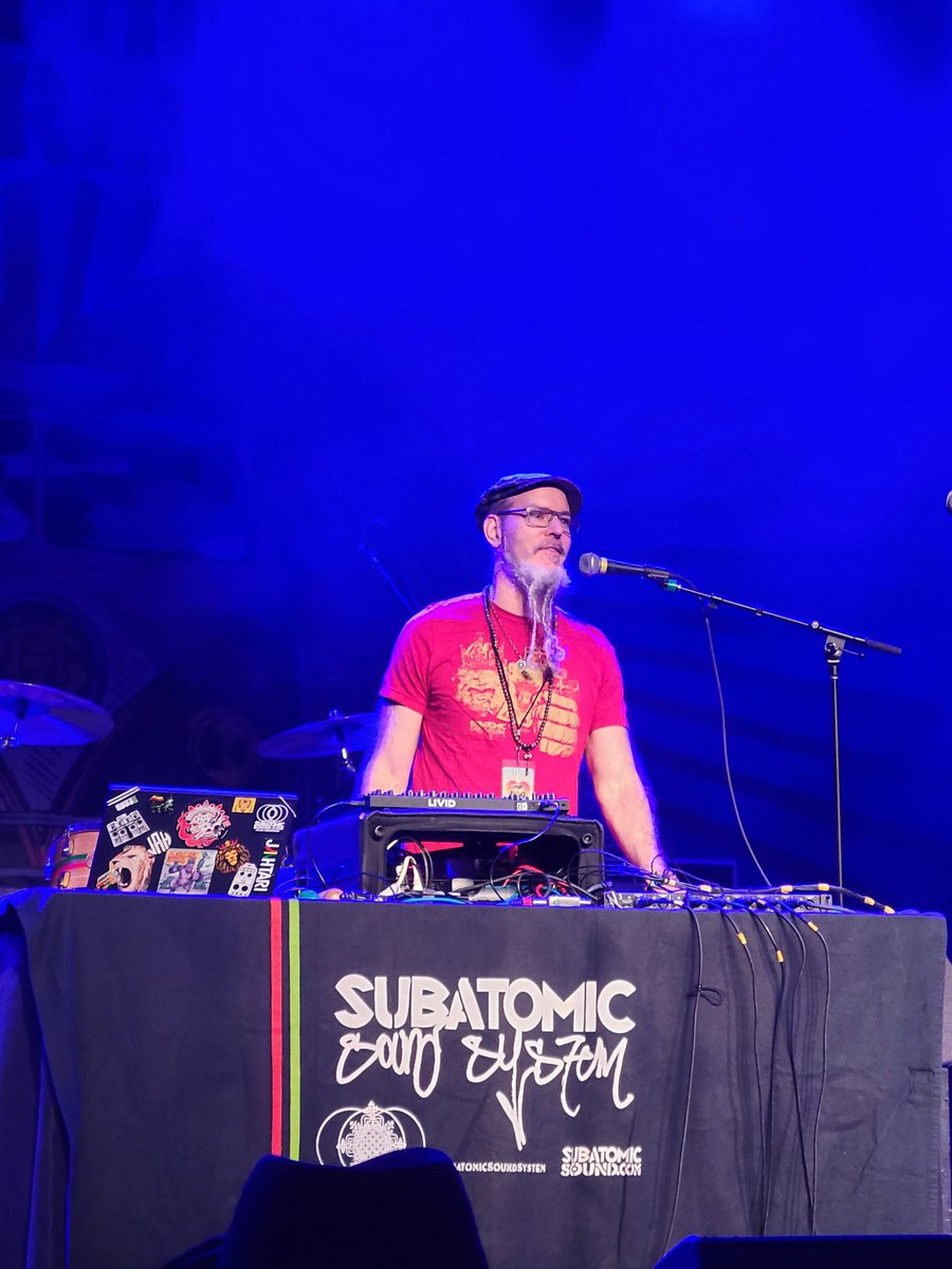 <a href="/SubatomicSound/">SubatomicSoundSystem</a> nice up the place last night <a href="/brooklynsteel/">Brooklyn Steel</a> 🔊🎶 #dubreggae #soundsystem