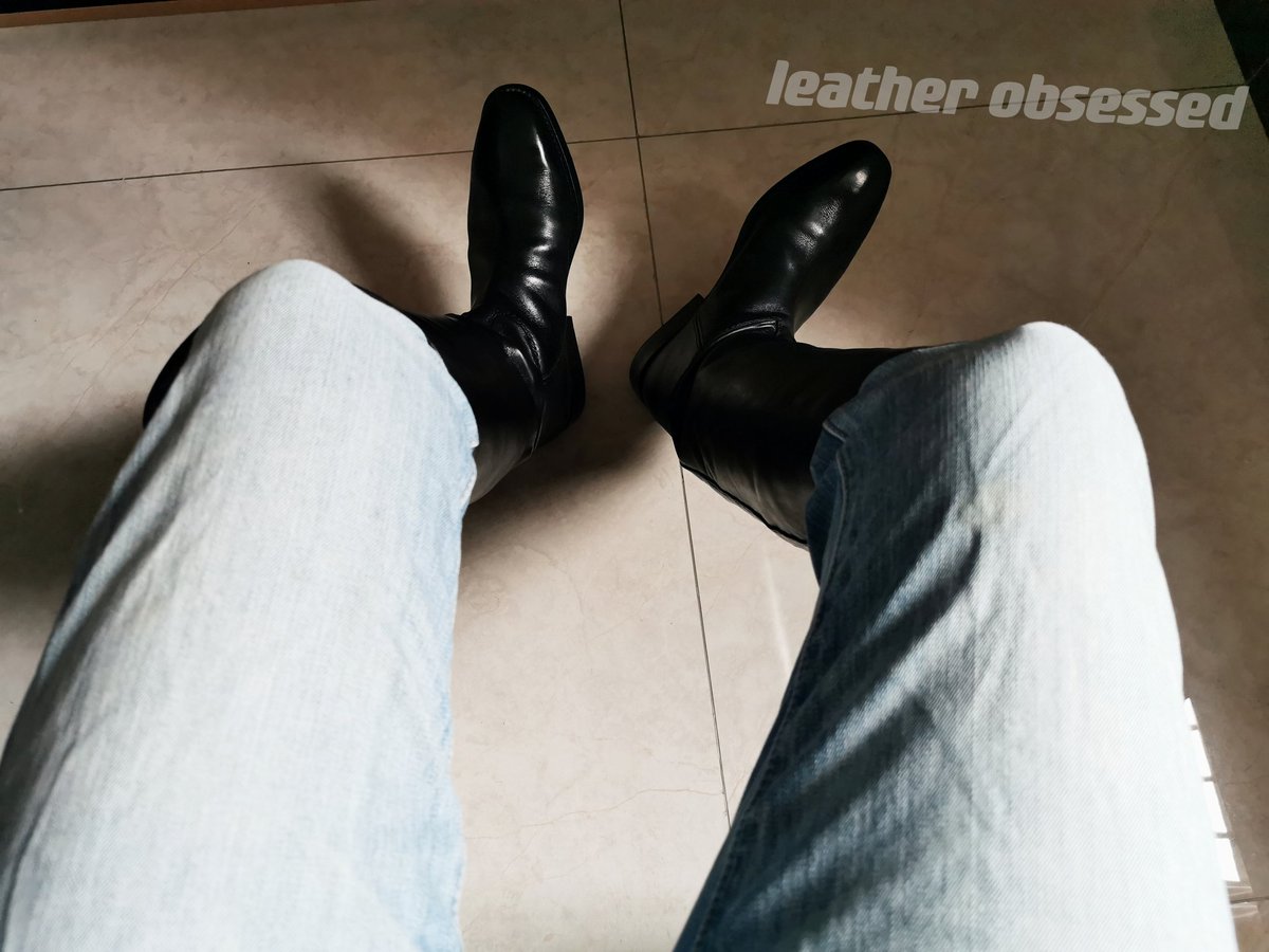 leather_obessed tweet media