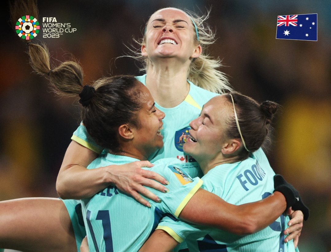 Matildas on fire tonight - Hayley Laso playing in a 4 - 2 - 2 formation smashed it with an outstanding hatrick ! Fantastic role models for all women in Australia especially rural and remote communities.