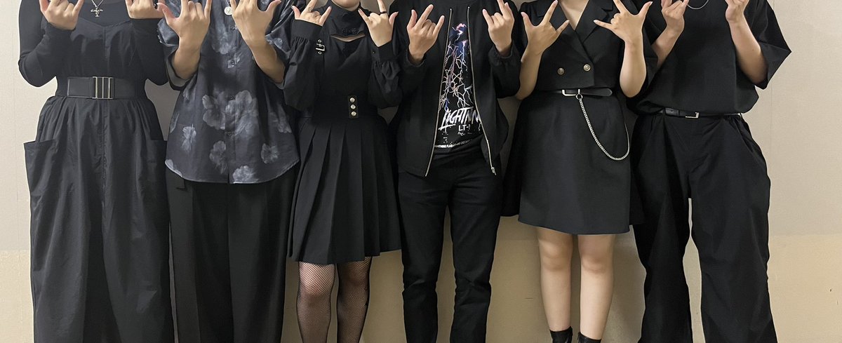B4ngMust's tweet photo. 【お知らせ】
この度、ベース担当のメンバーが7月30日をもちまして卒業いたしました。

新たな場でのご活躍をメンバー一同祈っています。

今までありがとう！ https://t.co/HoZX5NK5Xv