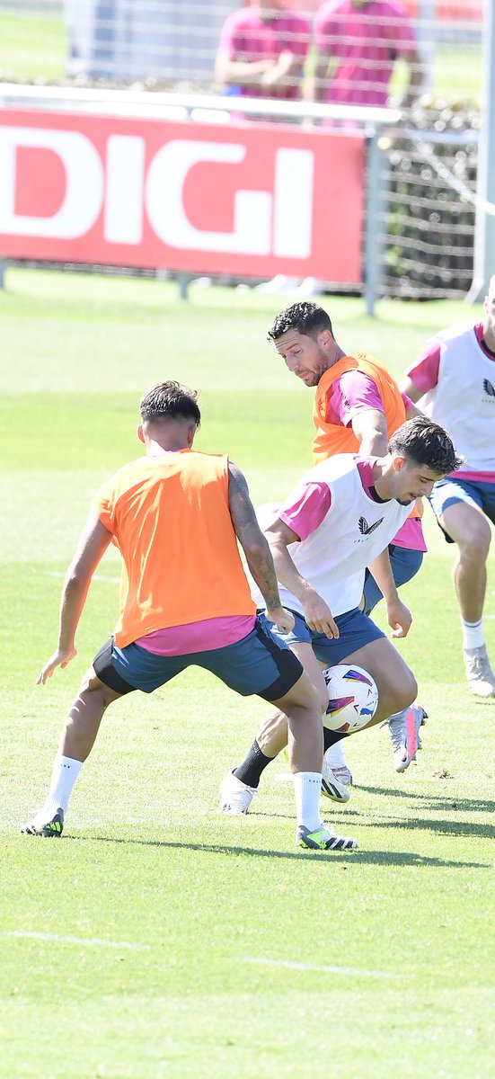 serrano_nick10's tweet photo. Lunes ✅⚽️🙌🏻 @AthleticClub https://t.co/VgPyKPod5G
