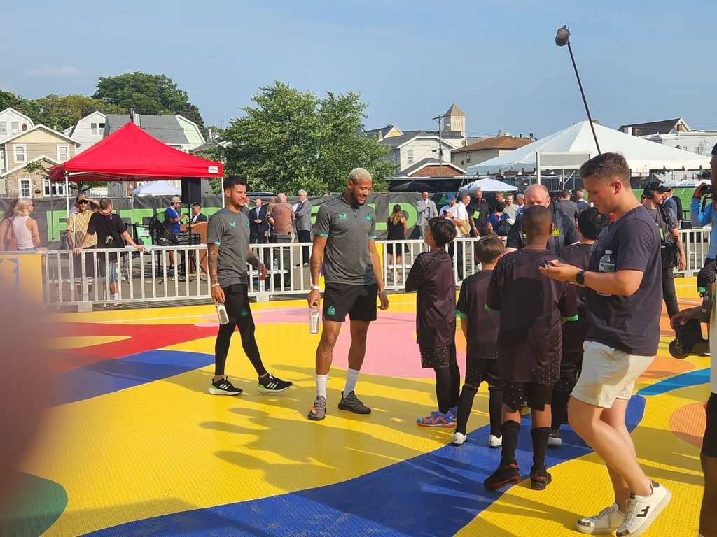 Flora Encarnacao tweet media