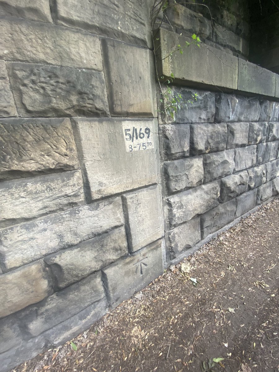 HellingtonBoots's tweet image. A few #OSBenchMark #CutMarks logged this morning. This one at Darfield on an old railway bridge.
#LegsAndLaces 🥾