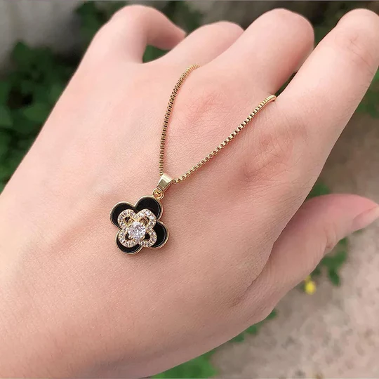 Me2youI's tweet photo. Do you love stimming with your jewelry?
This Classic Style Spinner Stim Necklace is the perfect addition to your collection.

https://t.co/oWVcWUa95S

#Balckleaf #spinnerpandant #Zirconstone #necklace #pandant #regularwear #chainpandant #me2you #goldpleated https://t.co/IME6EDmnlJ