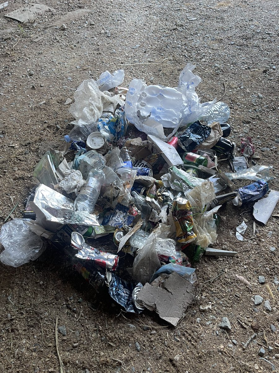 pamurat's tweet photo. 1h30 de vélo autour de chez moi……
#dechets #environnement #nature #zerodechet #plasticattack https://t.co/1fDWEJxqXR