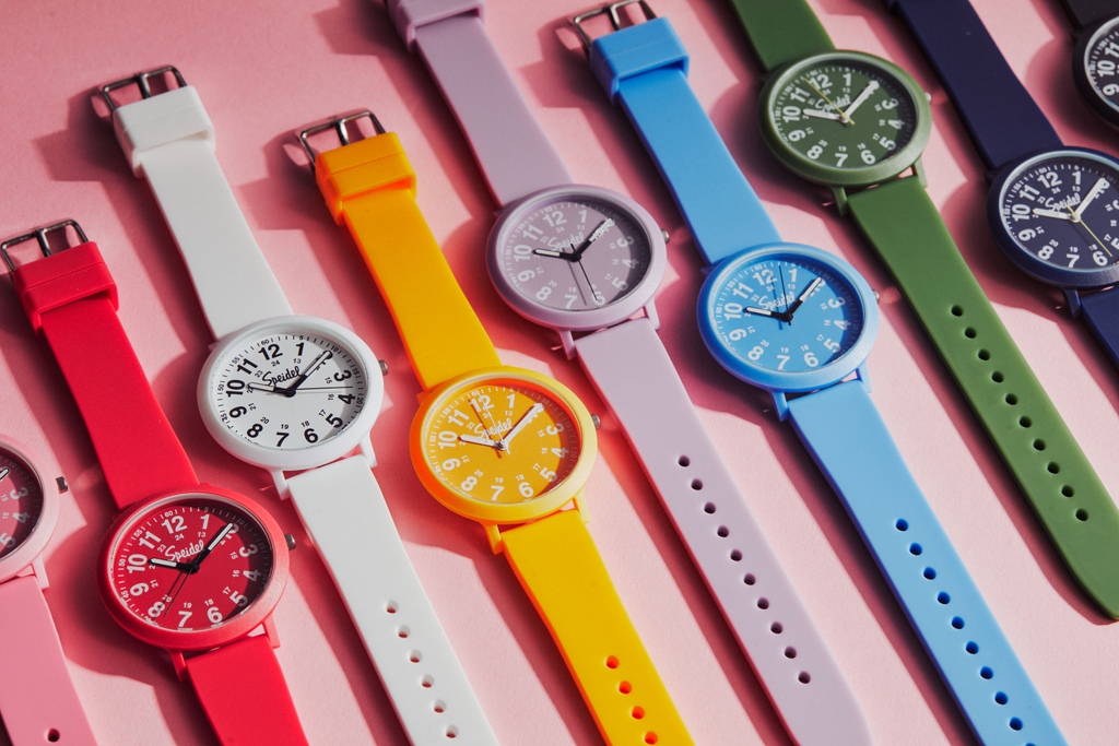 🎨 Make a statement with your timepiece and choose the Eco Color Pop Watch from Speidel? This watch is not only fun, stylish, and affordable, but it's also eco-friendly! ♻️ 💚 🌍⁠ ⁠ Eco Color Pop Watch: l8r.it/wT2b