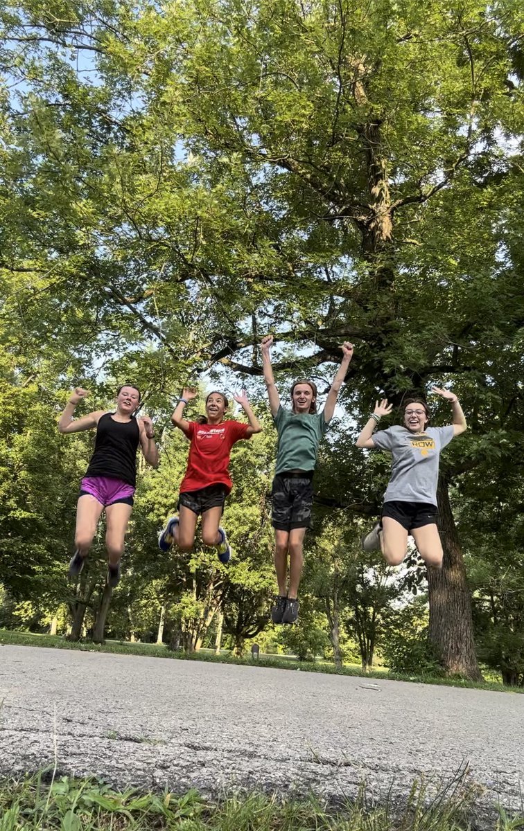 delta_xc's tweet photo. First official day of cross country! Woohoo! In celebration, enjoy some pictures from our scavenger hunt day last Friday! https://t.co/Sf5alBaIZz