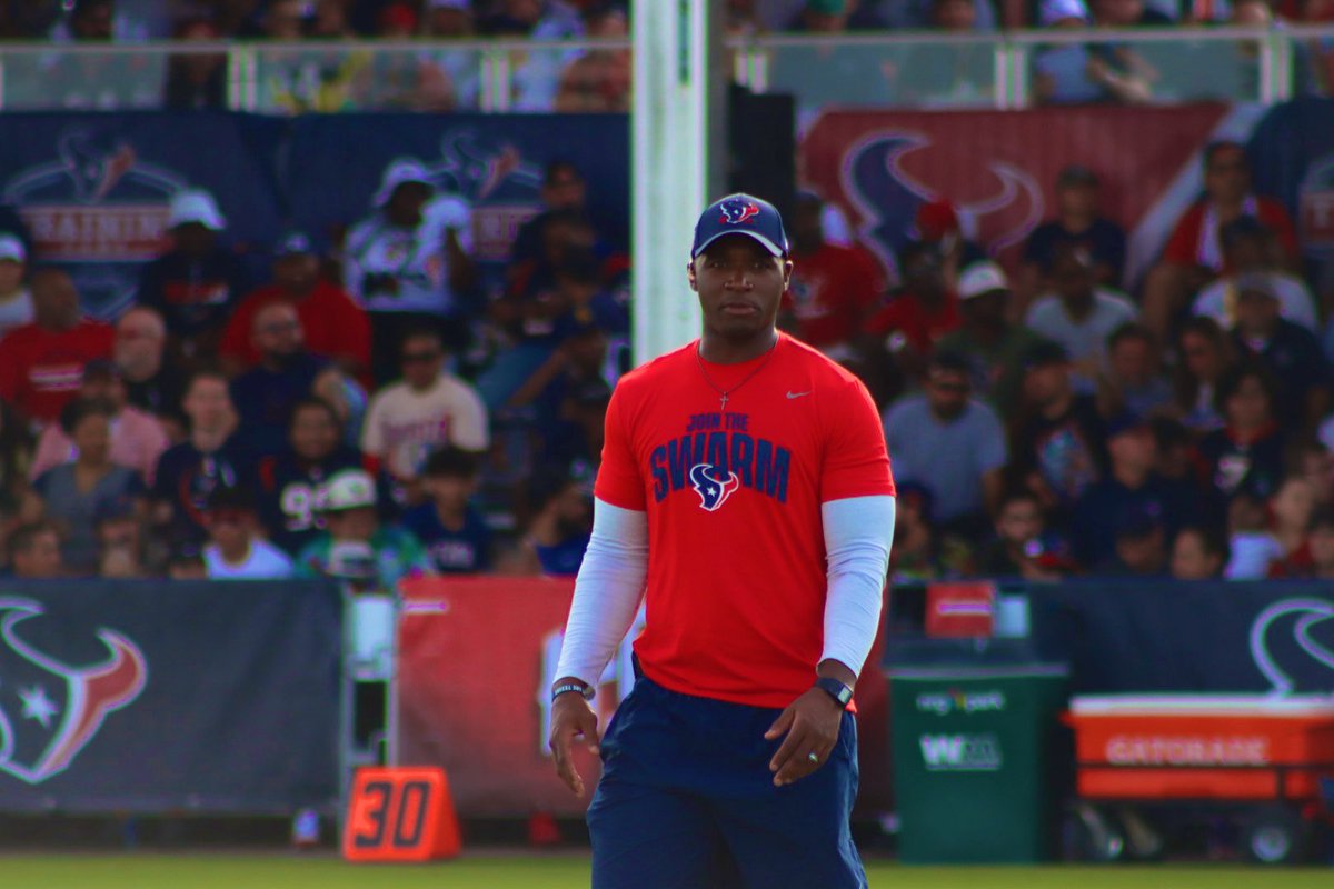 BigSargeSportz's tweet photo. If “I can’t lose, the whole city behind me!” was a person. #TexansTrainingCamp23 #DeMeco #Sarge @TheTexansWire 📸- Big Sarge Media https://t.co/UjndVpac72