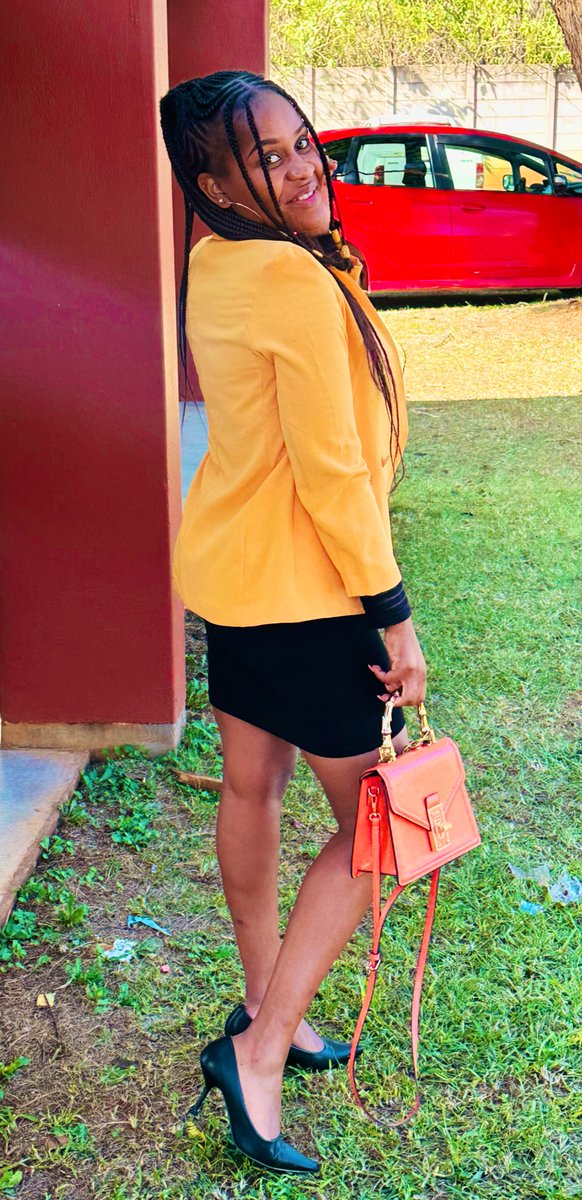 SparklinBeee's tweet photo. “It's the last day of July & a Monday - a unique combo, just like you” 🖤🧡🖤
July you’ve been good to me #BirthMonth #JulyBabe 🥰🥰🙏🏽🎂🥂🎉🎉🎉 https://t.co/lPPVpxtbc6