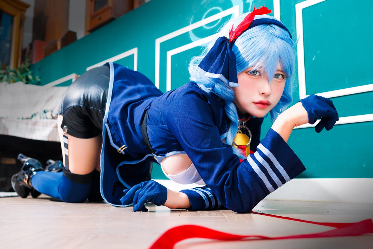 コスプレノーパン 