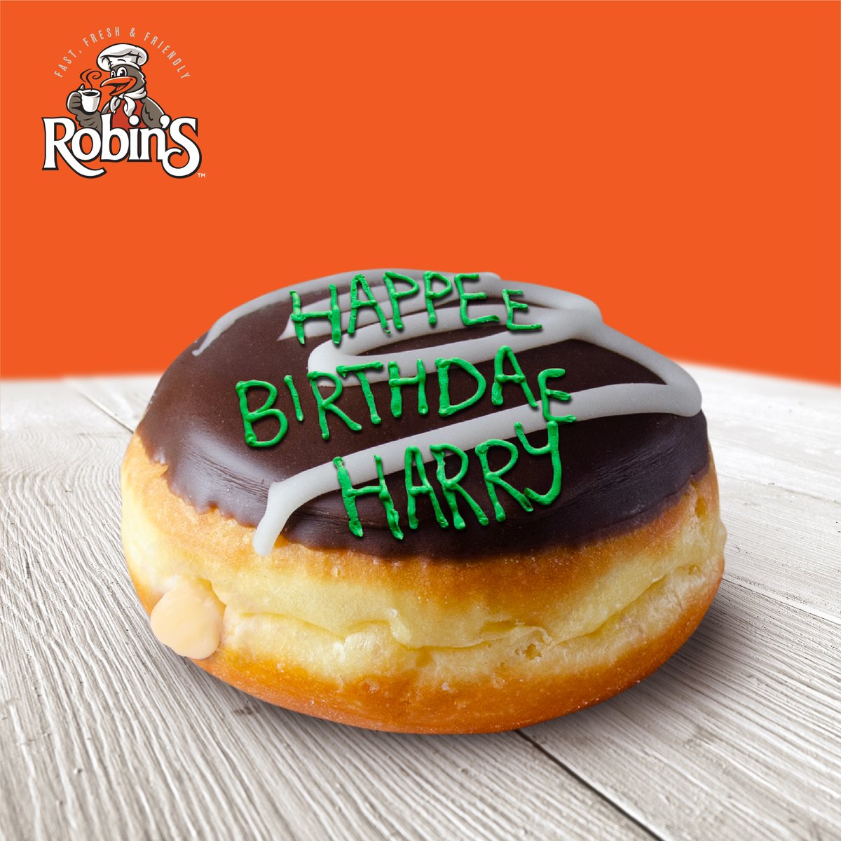 For all our Potterheads, we're wishing Harry a very Happy Birthday!  #harrypotter #happybday #robinsdonuts #mondayfunday