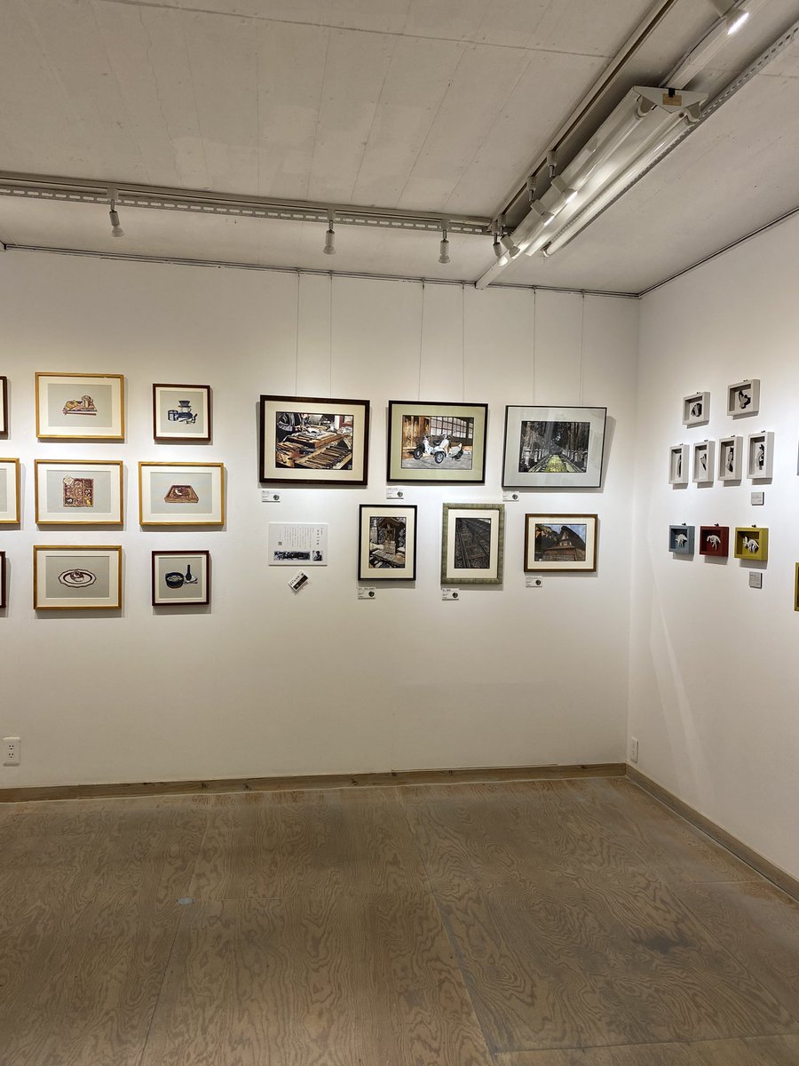 切り絵コレクション
本日終了しました
とてもすてきな空間だったので、終わってしまったのが寂しいです
ご一緒した作家の皆さん、運営の方々、ほんとにありがとうございました
たくさん刺激をうけました！

#切りコレ #イロリムラ