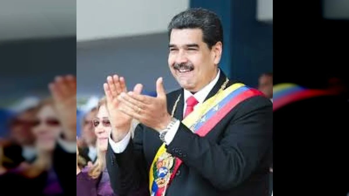 Nicolás Maduro: A los revolucionarios nos mueve el amor por la Patria mazo4f.com/nicolas-maduro… 

<a href="/dcabellor/">Diosdado Cabello R</a> <a href="/PartidoPSUV/">PSUV</a> <a href="/NicolasMaduro/">Nicolás Maduro</a> <a href="/taniapsuv/">Tania Valentina Díaz</a> <a href="/jaarreaza/">Jorge Arreaza M</a> <a href="/FidelVasquzPSUV/">FIDEL E. VASQUEZ I.</a> <a href="/Mippcivzla/">mippci</a> <a href="/nosrodriguezf/">Nosliw Rodríguez Franco</a>

#MaduroTieneUnBeta #31Jul