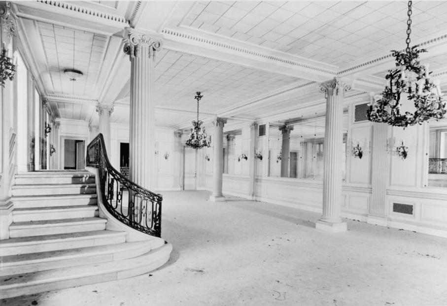 EngineersClub's tweet photo. #DoYouKnow the numbers about The Garrett Jacobs Mansion? The mansion once was 4 large row homes, with approximately 40 rooms, 100 windows, and 16 fireplaces, a theater, an art gallery, a handsome conservatory, an elevator, and an elegant supper room with a musician’s balcony. https://t.co/AE0kUP3hUT
