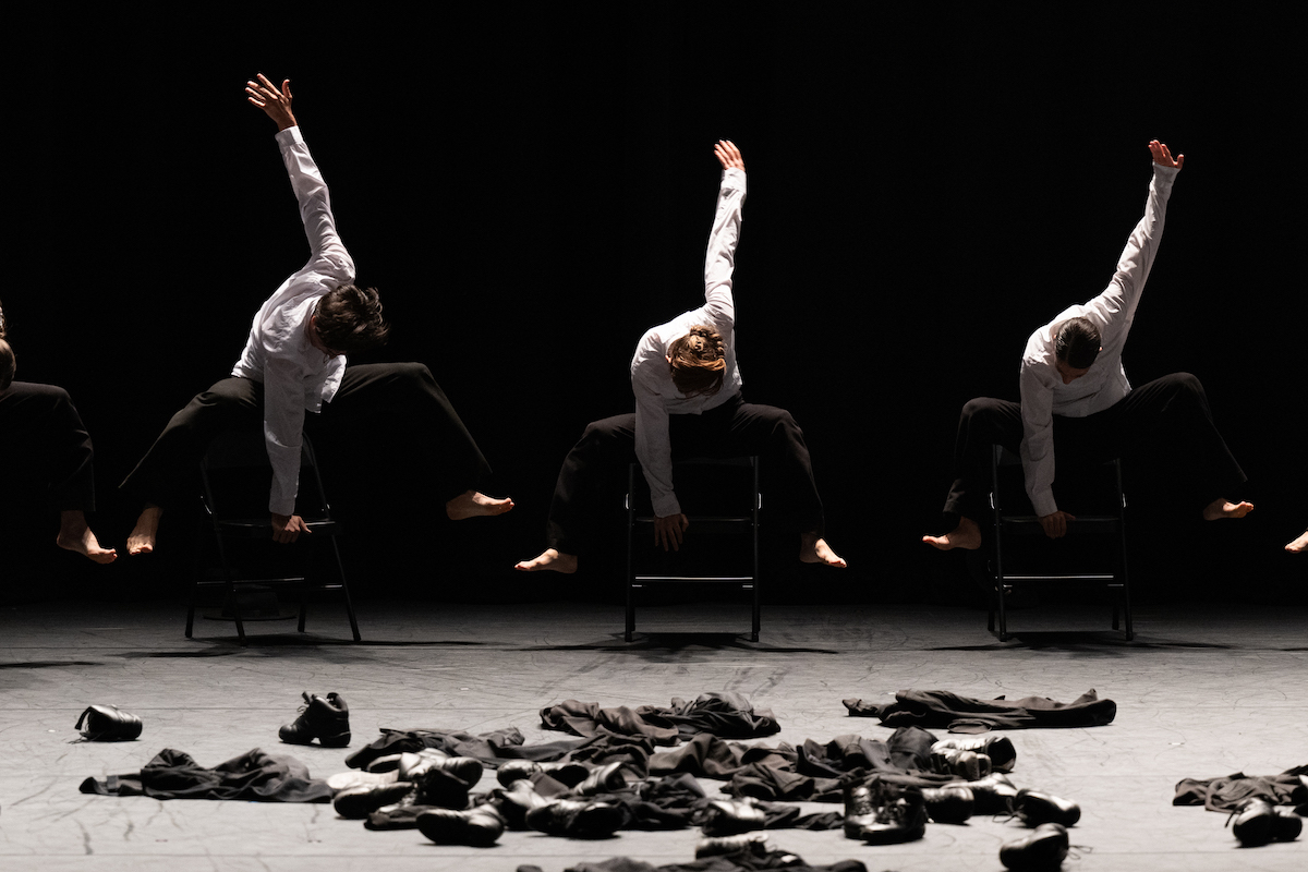 berksbess's tweet photo. I'm pretty sure that I've seen my favorite performance of the #berkshires cultural summer season: Gauthier Dance from Stuttgart at @JacobsPillow Can't wait to watch this spectacular #dancecompany again. 
Here's my review in @SplashMagWW https://t.co/27kZ970eFJ https://t.co/0KraVU1PL6