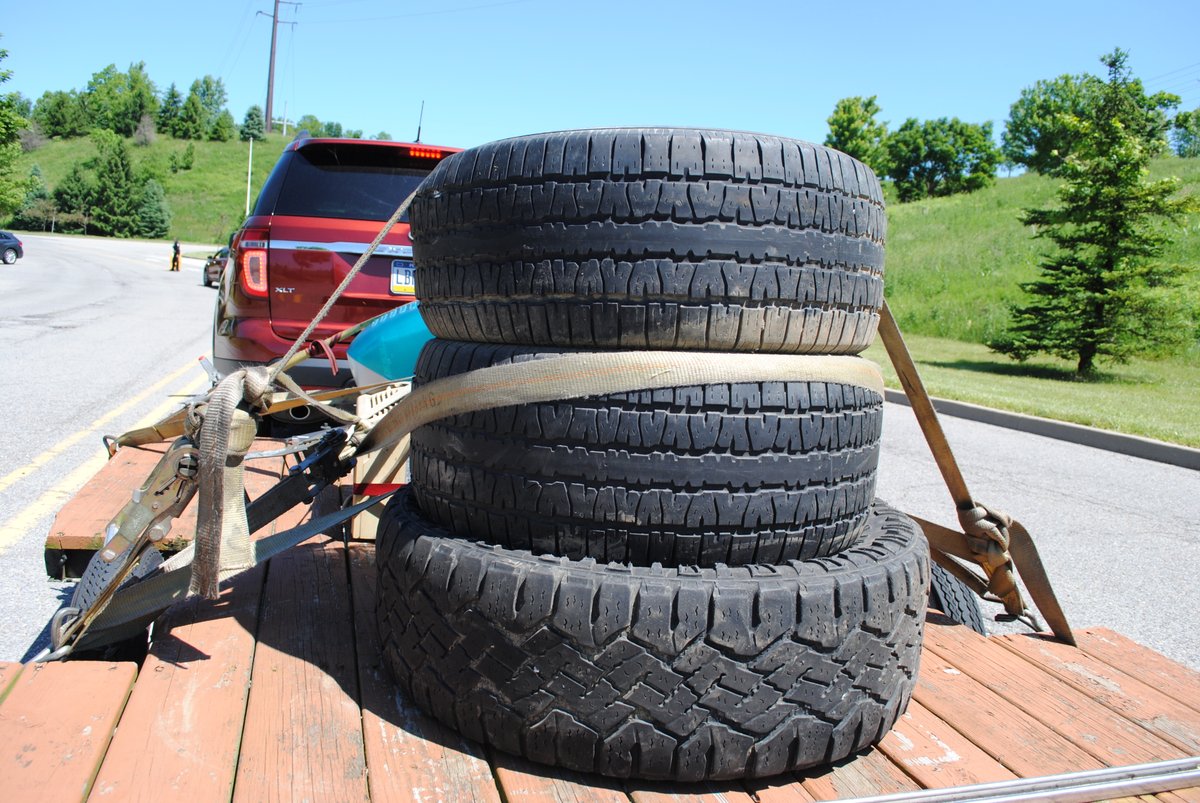PRC_Litterbug's tweet photo. Got tires?  Or #ewaste, small appliances or fluorescent tubes?  Register today for PRC's next #HardToRecycle collection on Sat, Aug 12, at Woodland Hills High School.
 
Learn more and register: https://t.co/W3amHWCSxs https://t.co/HoJfLWDgvE