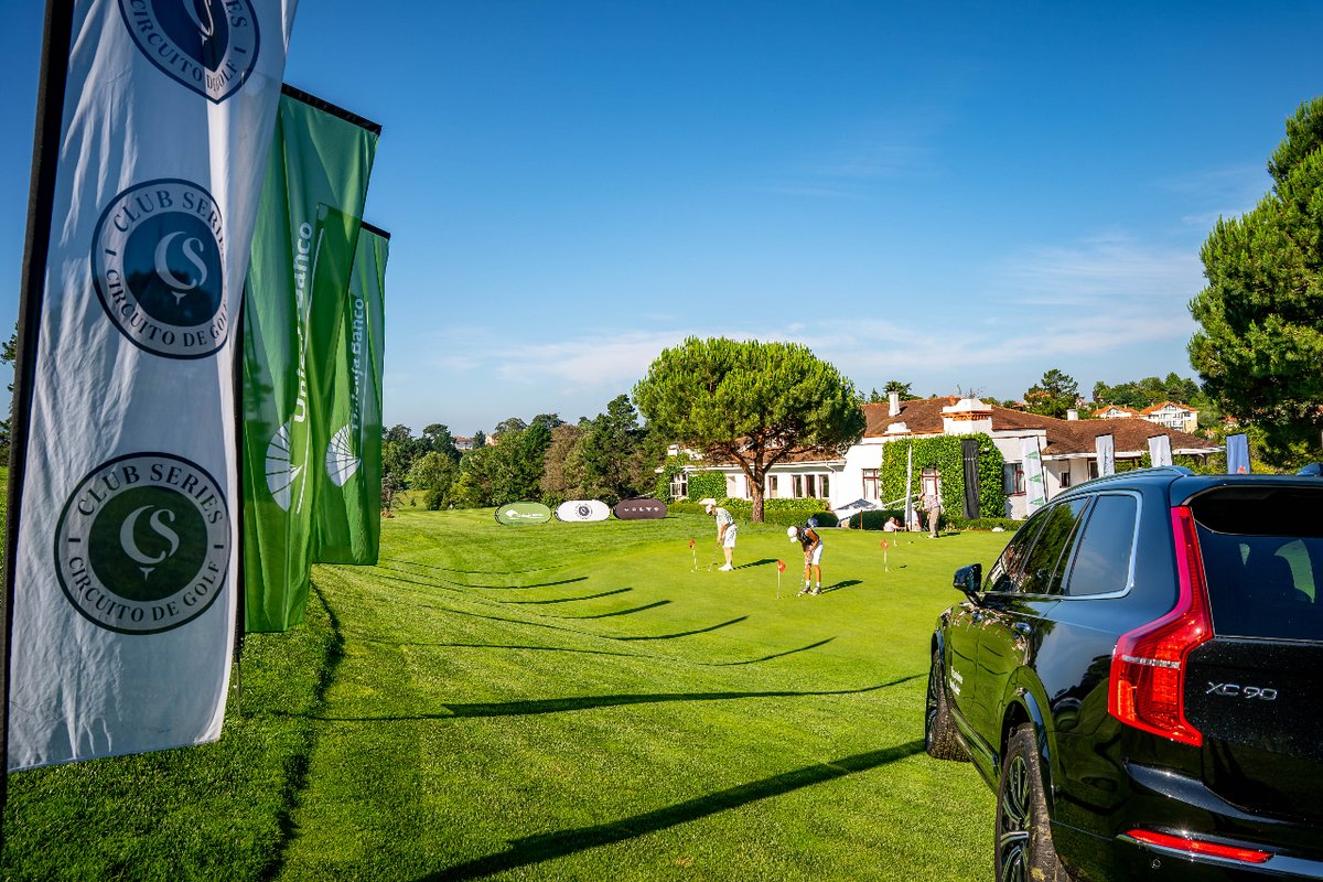 clubseriesgolf's tweet photo. Siempre pendientes de los primeros golpes, de los últimos putts y, por supuesto, de nuestra seguridad y confort en nuestros viajes. ¿Qué más se puede pedir?
#golftime #golflovers #golfcourse #volvocarespaña #volvocars #volvolover #volvorecharge https://t.co/I9L61ELHa6