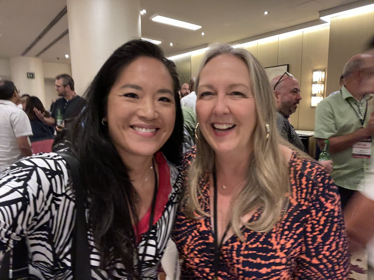Great 😊 to see a lot of women traders at the ⁦<a href="/BearBullTraders/">Andrew Aziz</a>⁩ NYC Conference. Pleasure to meet you yesterday Carol Chiang ⁦⁦<a href="/EvolvingHomes/">EvolvingHomesJax</a>⁩ #womentradersrock